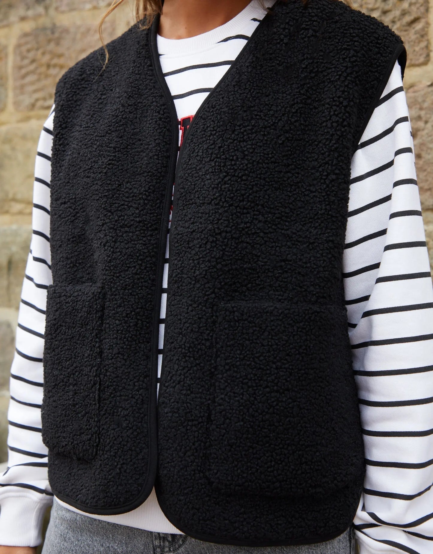 Women's Black Reversible Fleece Borg Gilet Siouxe